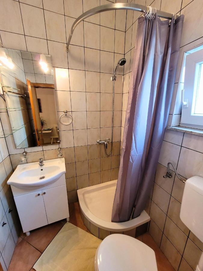 Apartment Jelena Vir Exterior photo